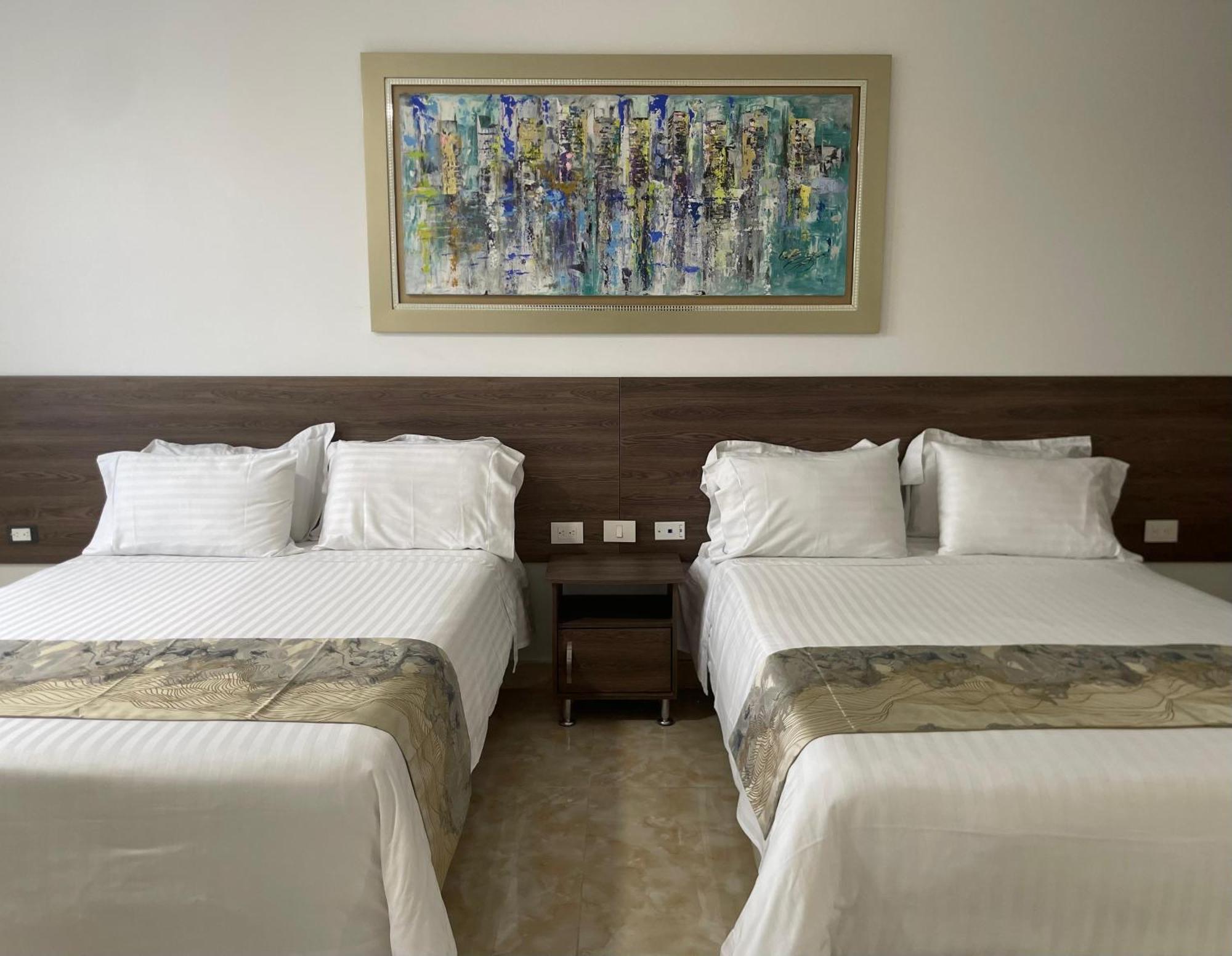 Hotel Royal Elim International San Antonio  Exterior photo A room at the hotel